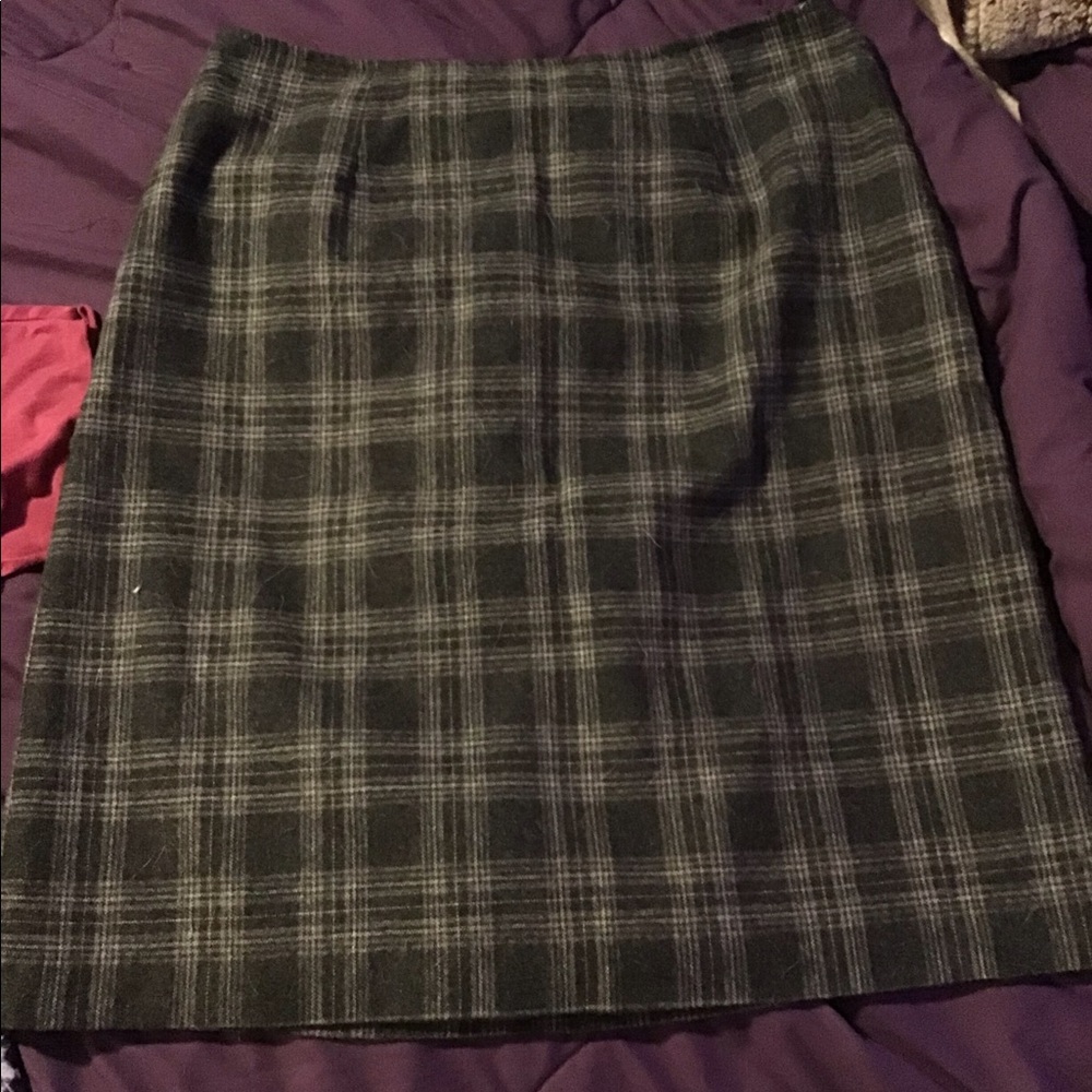 Old Navy grey plaid flannel